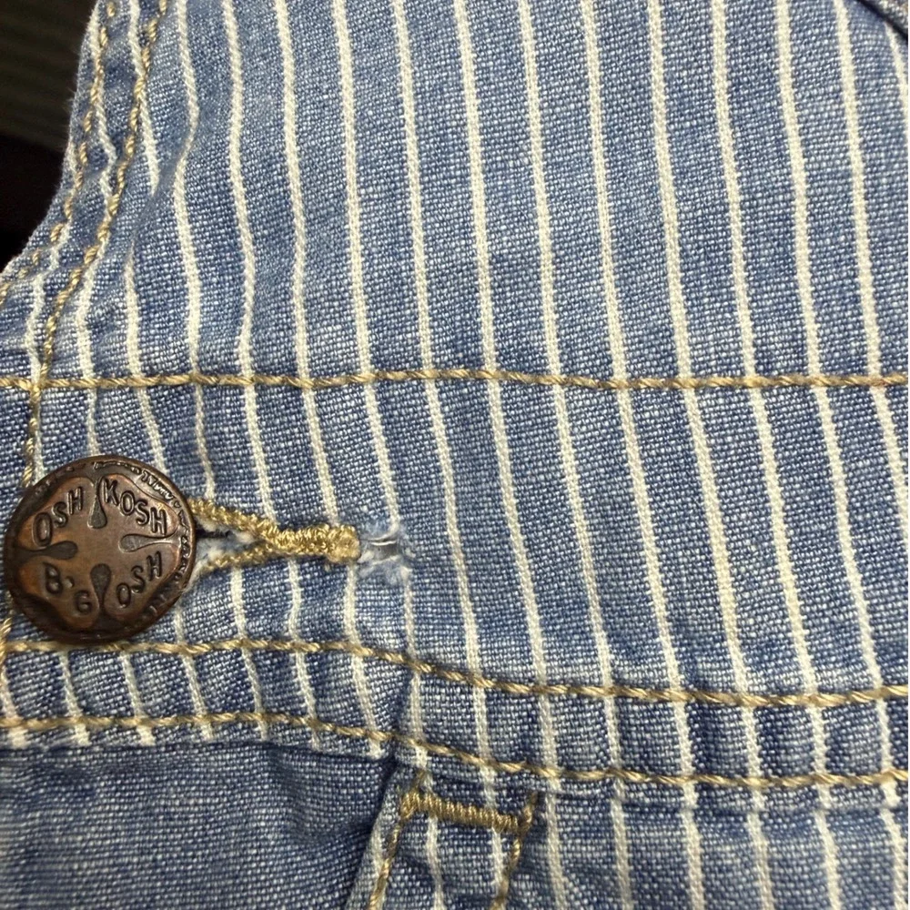 Vintage y2k OshKosh Bgosh Toddler 5T Hickory Stripe Denim Shortalls Blue White